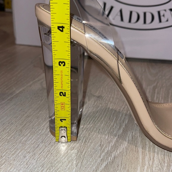 BRAND NEW Steve Madden Clear Heels and Clear ankle Strap - Picture 15 of 15